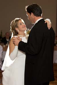 Pittsburgh DJ Helping To Create The Perfect First Dance